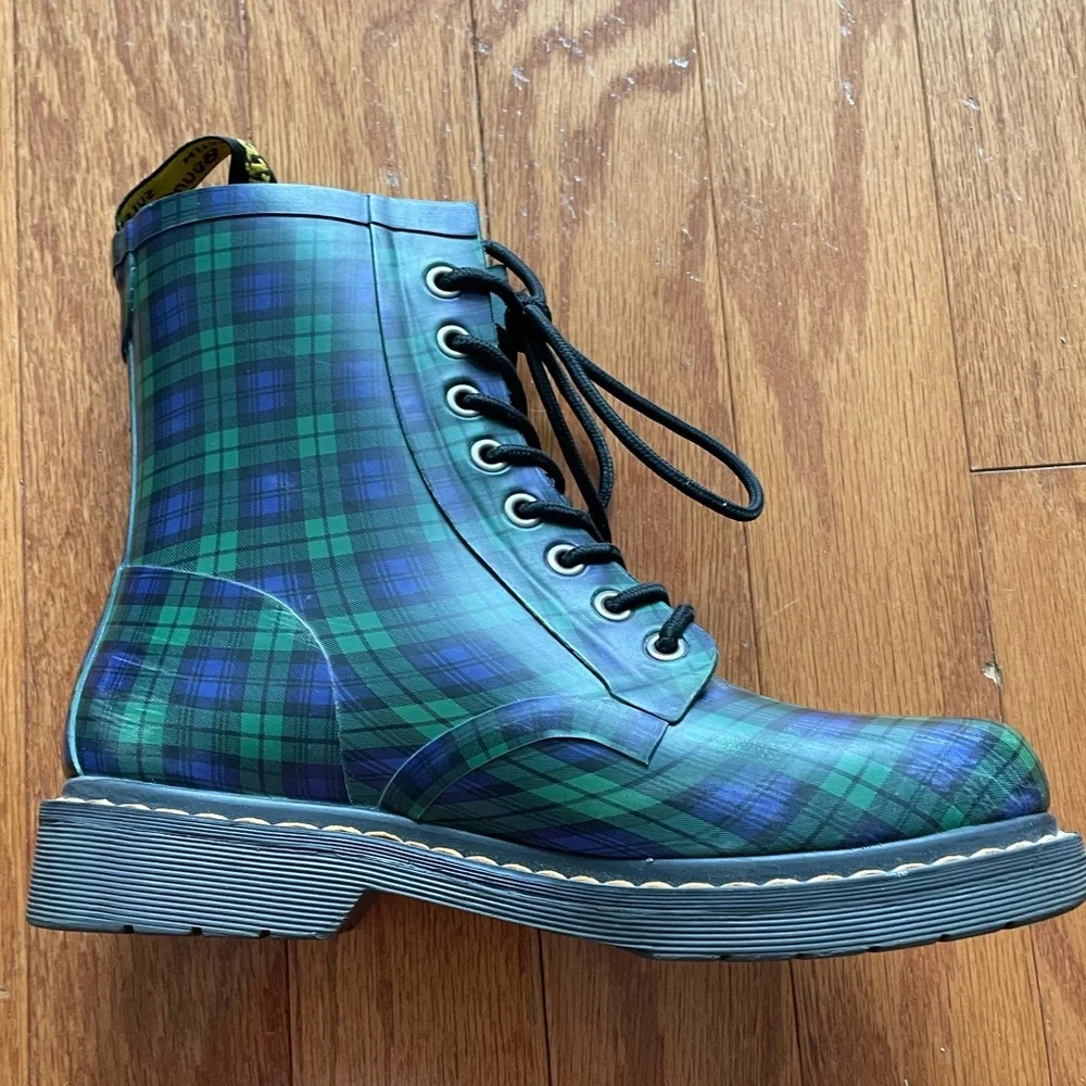 Dr. Martens Drench Black Watch Plaid Rubber Rain Boot Used Blue/Green